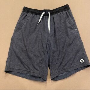 Vuori Men’s Kore Shorts Lined 7” Inseam Charcoal Grey Size Small